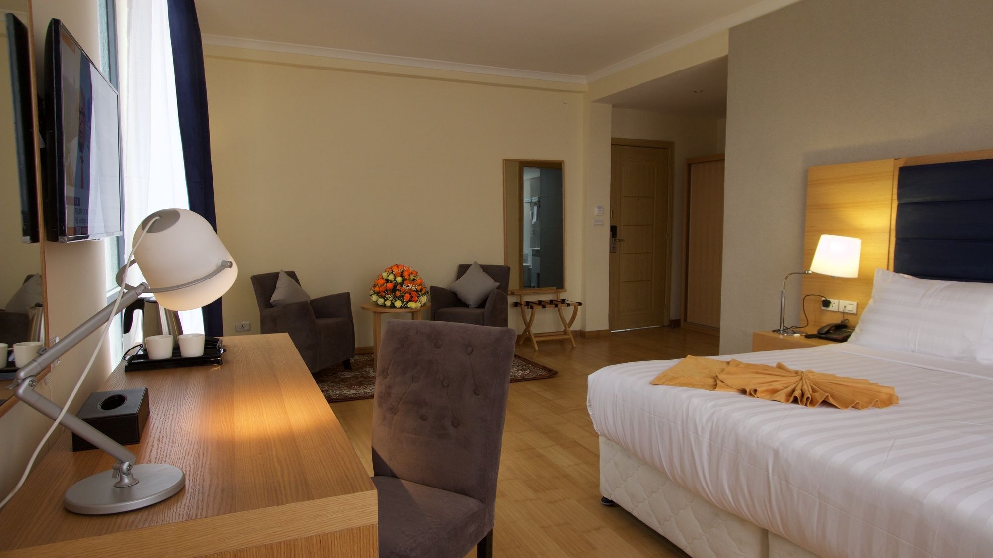 Yober Hotel Addis Ababa Exterior photo
